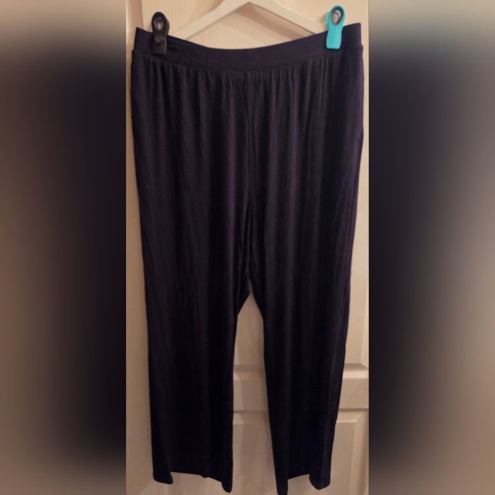 Target brand Ava and Viv High Rise Sraight Leg Pull-On Pants